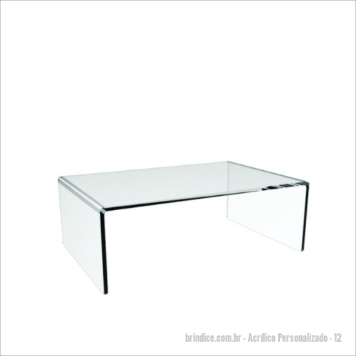 Acrílico personalizado - Acrílico Personalizado - 12 - Suporte para monitor fabricado em acrílico 100% virgem! Com 10cm de altura, para monitores que possuem base mais baixa. Com um design fácil e moderno, nosso suporte acrílico garante mais conforto para seu dia-a-dia. Mantenha sua postura mais confortável e correta com a tela do seu monitor mais alta. Garantindo mais conforto visual. Ajusta a posição cervical para evitar dores no pescoço. Recorte em U. Espaço livre embaixo para uso. Produzido em Acrílico 100% Virgem! - 166927 - Portal de Brindes Personalizados | Guia Bríndice 38 Anos - Acrílico