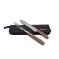 Chaveiro flutuante Personalizado | Kit Para Churrasco Com 2 Peças E Estojo. O Garfo E A Faca Possuem Lâminas Em Aço Inox De Alta Resistência E Cabos Anatômicos Que Garantem Firmeza E Conforto Durante O Uso. O Estojo Facilita O Armazenamento E Transporte, Mantendo O Conjunto Organizado Para O Preparo E Serviço Durante O Churrasco.