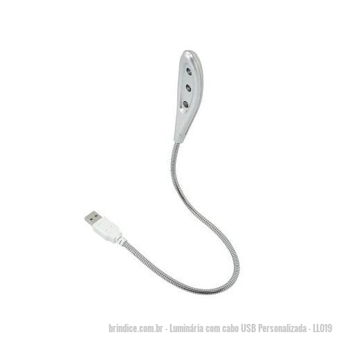 Luminária com cabo USB personalizada - Luminária com cabo USB Personalizada - LL019 - Lanterna USB para computadores e notebooks. Desenvolvido com material de alta qualidade, é prático e bom para carregar junto. Ajuste flexível para posicionar a lanterna da maneira como desejar. Ótima opção para eventos corporativos. - 149279 - Portal de Brindes Personalizados | Guia Bríndice 38 Anos - Luminária com cabo USB