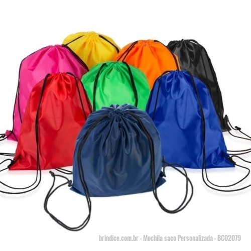 Mochila saco personalizada - Mochila saco Personalizada - BC02079 - Uma mochila saco multifuncional para acompanhar uma rotina ágil. Feita em poliéster impermeável e alças para as costas de cordões em nylon ajustáveis, ela é ideal para levar tudo o que for necessário para a prática de atividades ao ar livre, como caminhadas ou corridas, com a proteção adequada contra a água para tudo que estiver em seu interior. Seu design objetivo combina e se adapta com qualquer estilo sem muito esforço. - 174299 - Portal de Brindes Personalizados | Guia Bríndice 38 Anos - Mochila saco