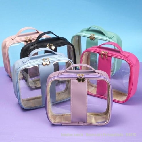 Nécessaire personalizado - Nécessaire Personalizado - 18647G - Um nécessaire do tamanho excelente para levar o que é importante no dia a dia sem deixar nada para trás. Feita em PVC e com bordas em PU, ela é impermeável, fazendo com que ela também seja uma opção segura e funcional para carregar itens essenciais p - 175332 - Portal de Brindes Personalizados | Guia Bríndice 38 Anos - Nécessaire