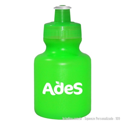 Squeeze personalizado - Squeeze Personalizado - 109 - Squeeze de PE resistente e flexível, tampa rosqueável em PP e bico em PVC cristal. Acabamento e vedação impecável. Capacidade de 300ml. - 175126 - Portal de Brindes Personalizados | Guia Bríndice 38 Anos - Squeeze